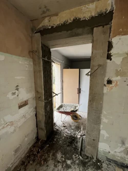 Poutre béton coulée en linteau — Toulouse